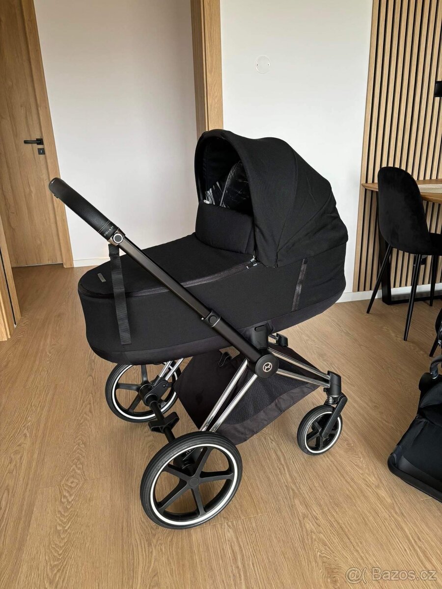 Cybex Priam 2022 Chrome Black