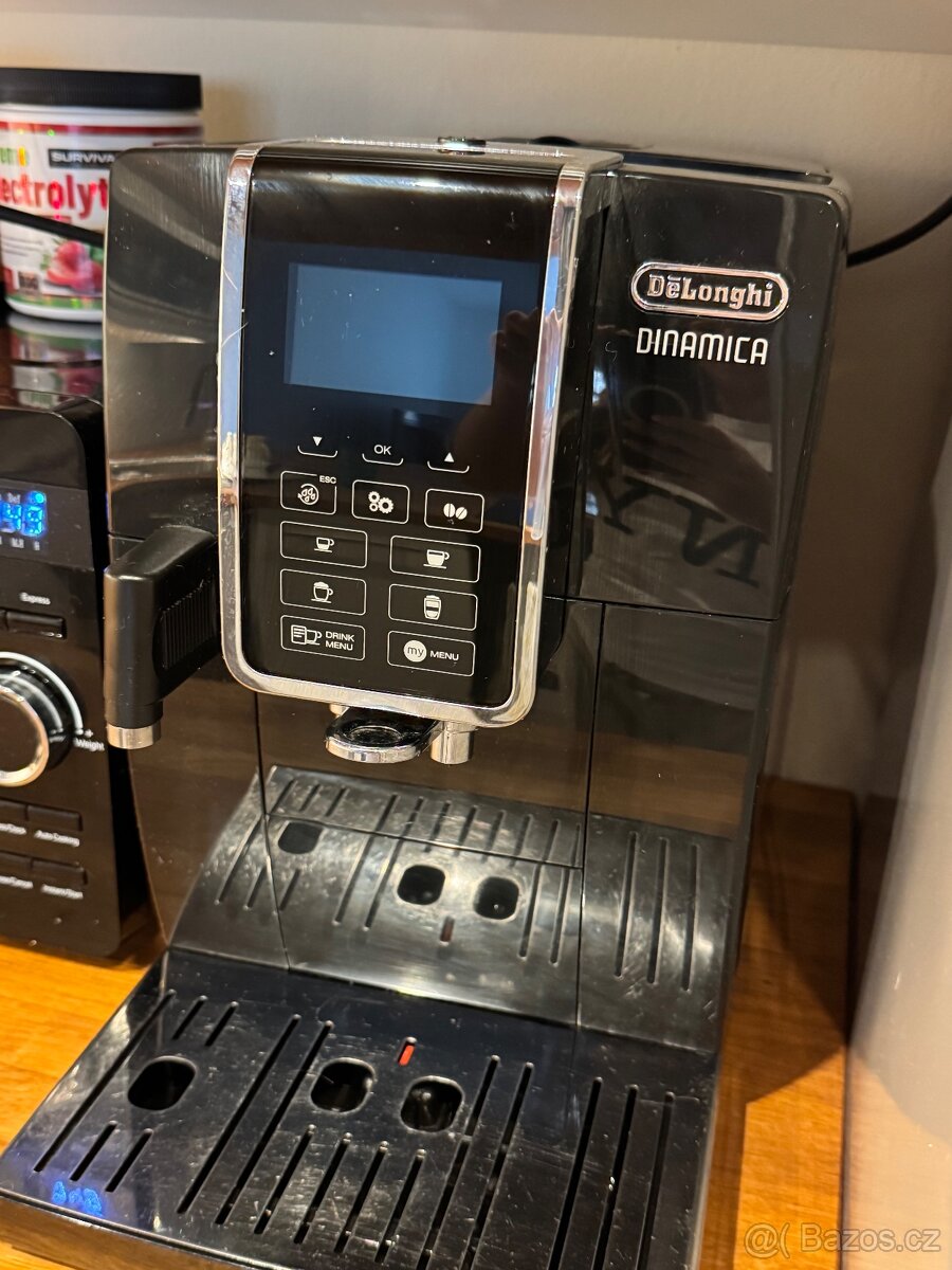Kávovar De’Longhi Dinamica
