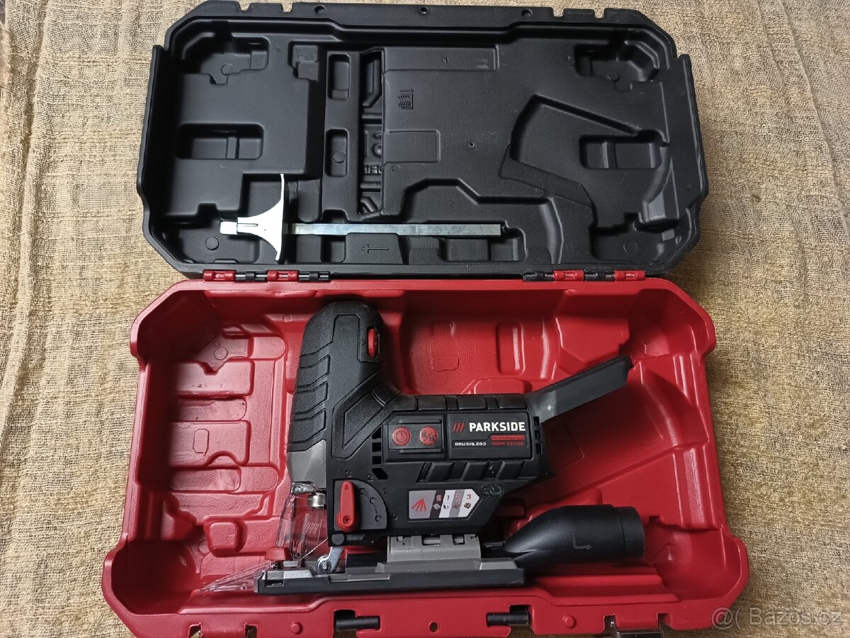 Parkside performance Aku přímočará pila