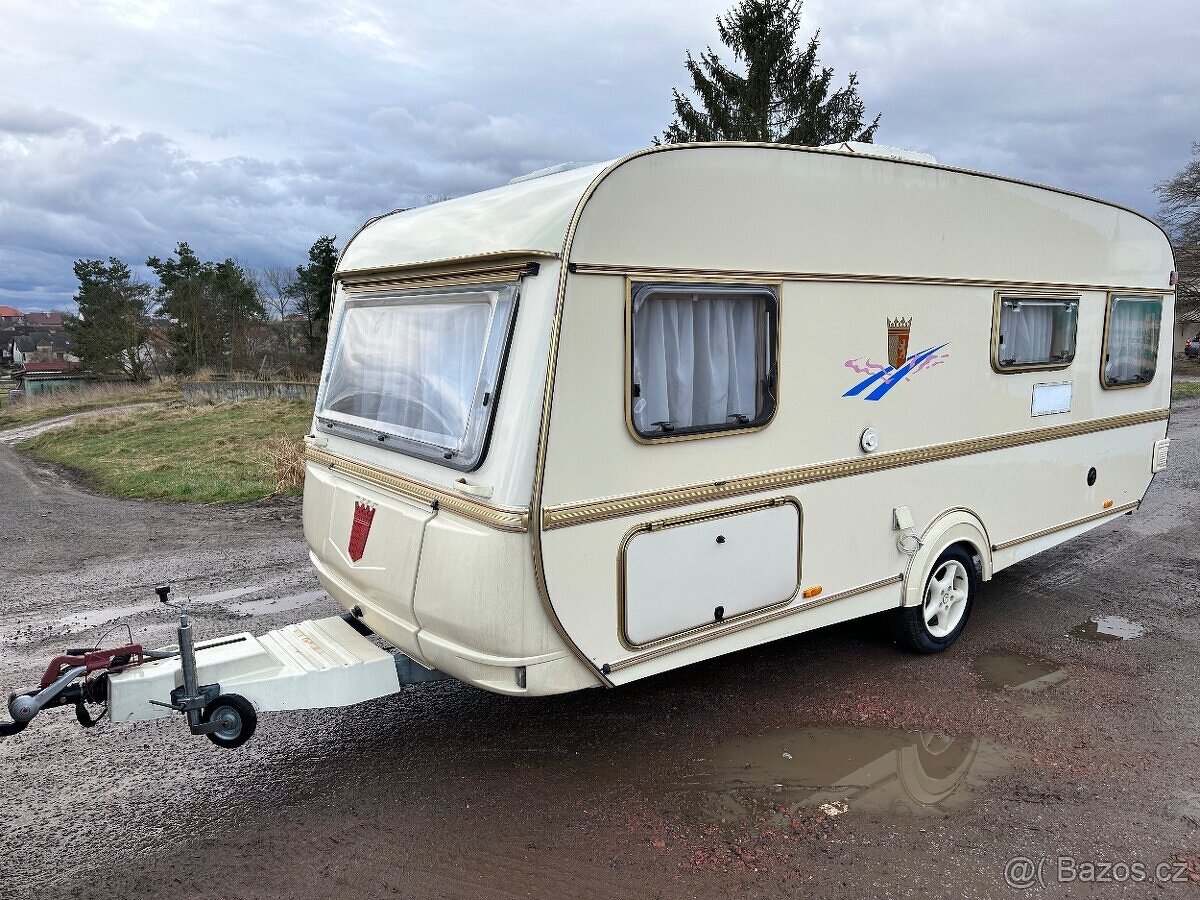 Karavan Tabbert - funkční klimatizace, nezateklý