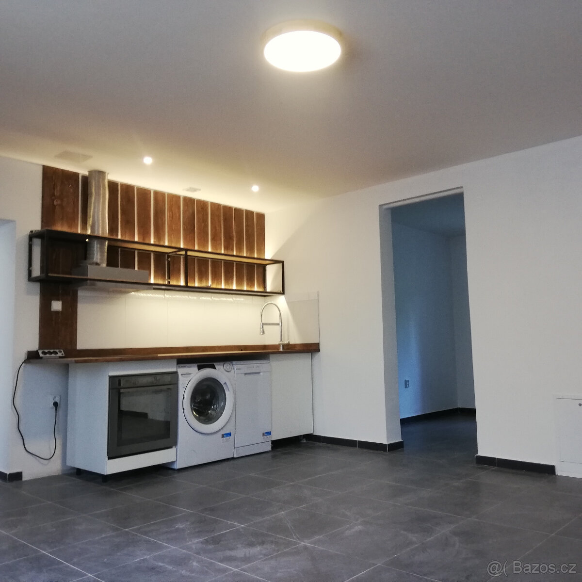 Pronajem bytu 1+1 42m2 + Zahrada Roudnická 35, Nížebohy