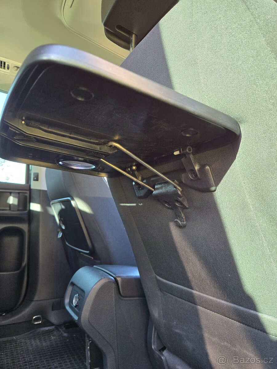 Stolek vw sharan