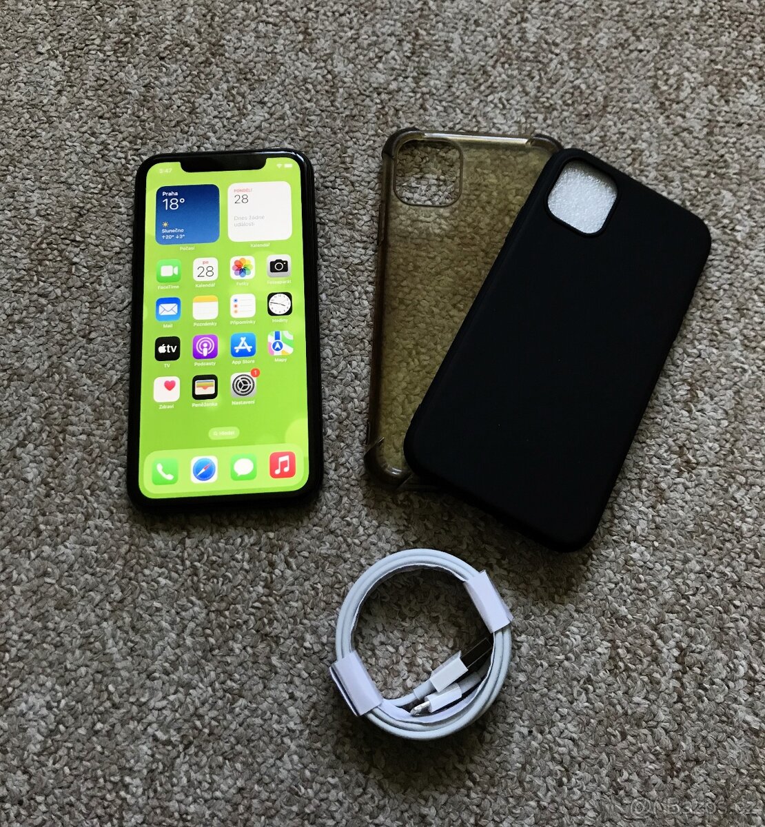 Apple Iphone 11 64GB krásný černý ✅ bat: 100% - SUPER STAV