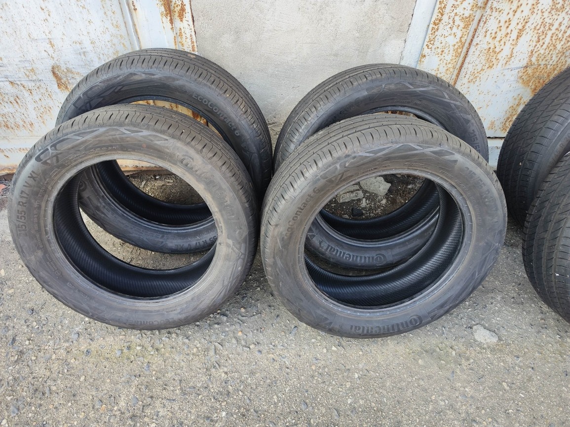 17"zánovní letní pneu Ćontinental 215/55/17 = 6400Kč/4ks