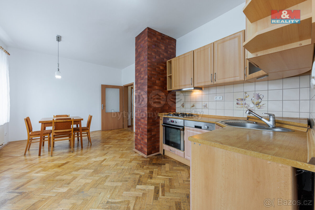 Pronájem bytu 3+1, 100 m², Karlovy Vary, ul. Závodní