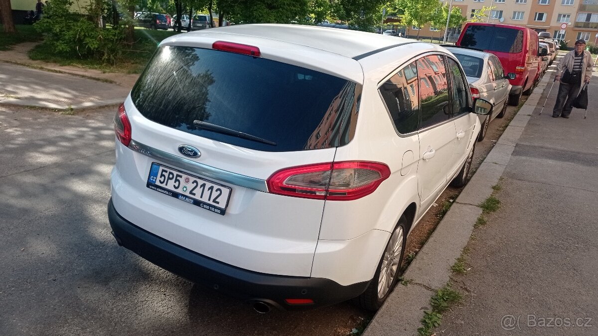 Ford s max