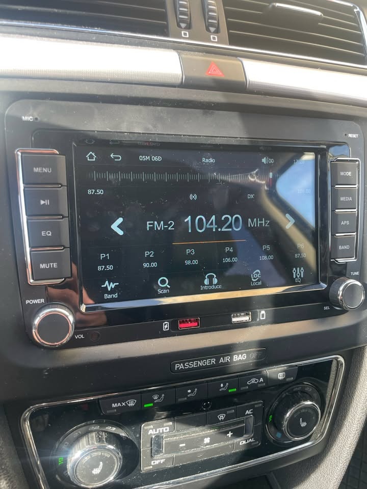 2 din autorádio Car Play / Android auto