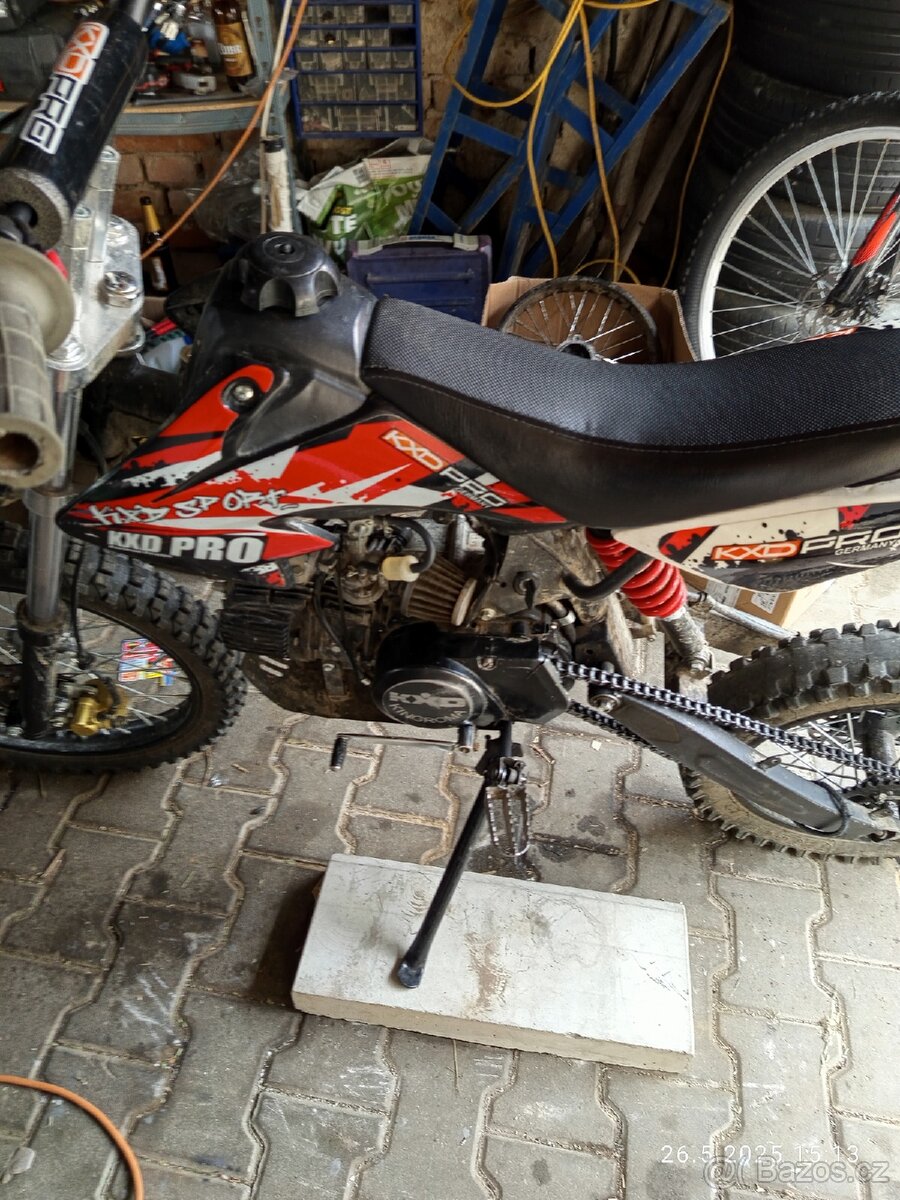 KXD pitbike