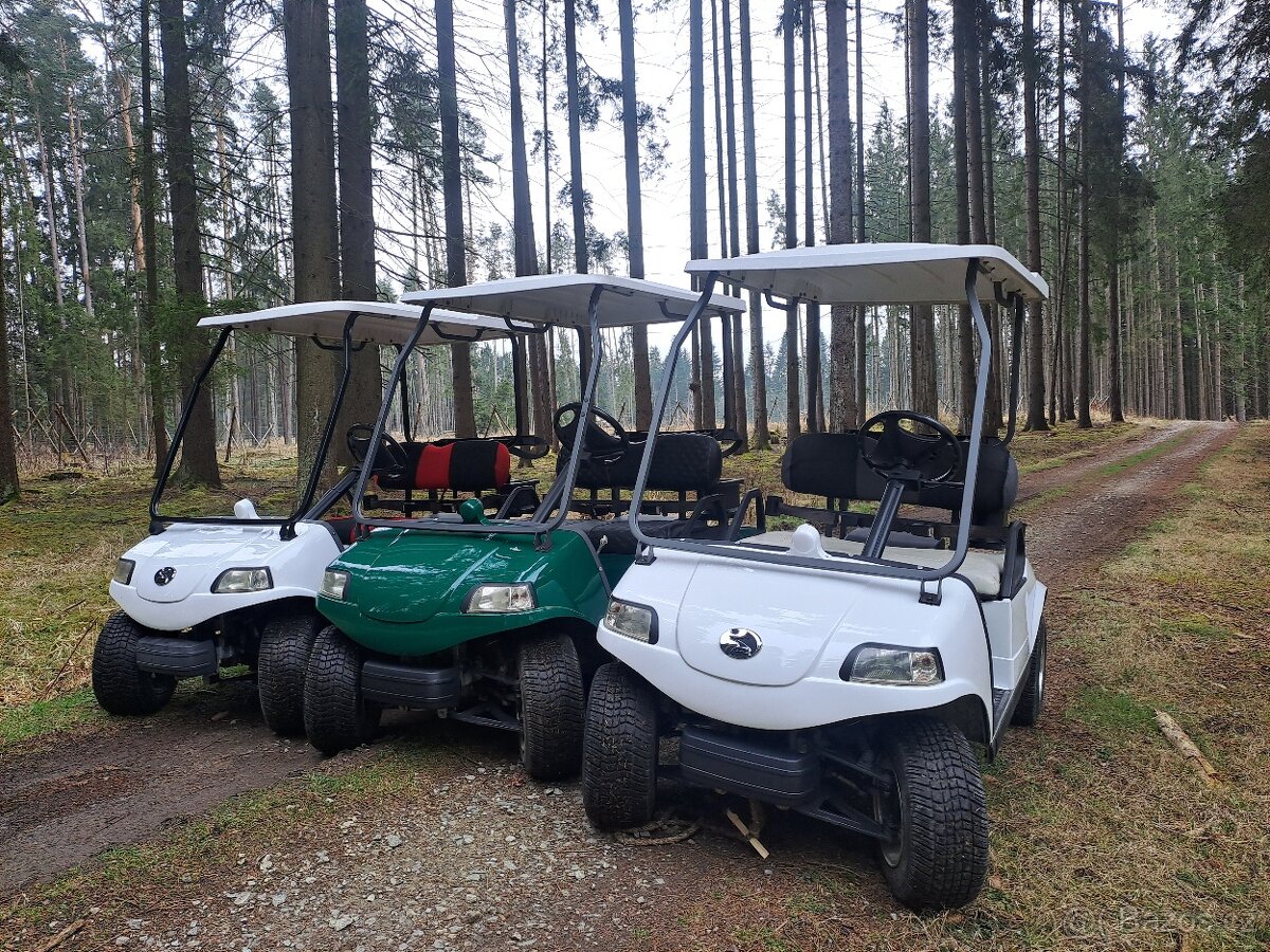 Golfovy voziky už jen bílé k odběru