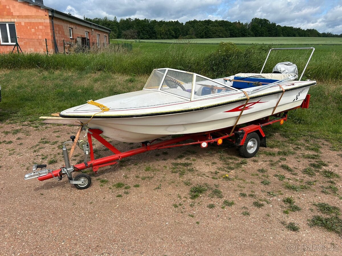 Loď