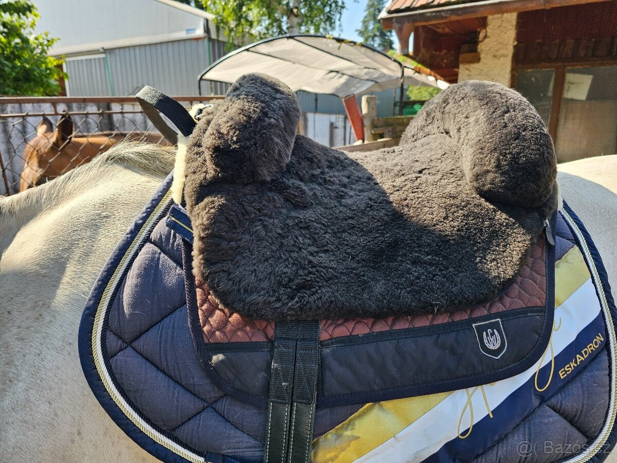 Beránkové sedlo CHRIST Iberica plus bareback pad