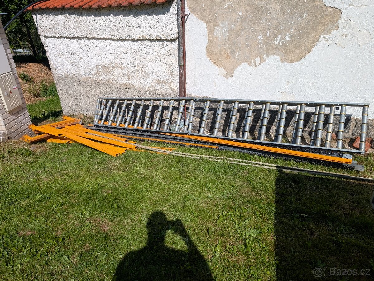 Válečkový dopravník