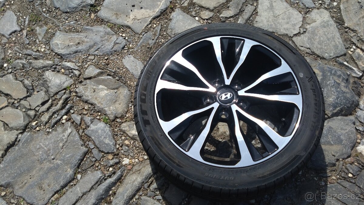 nová al kola 17 5x114,3 na HYUNDAI + 225 45 17