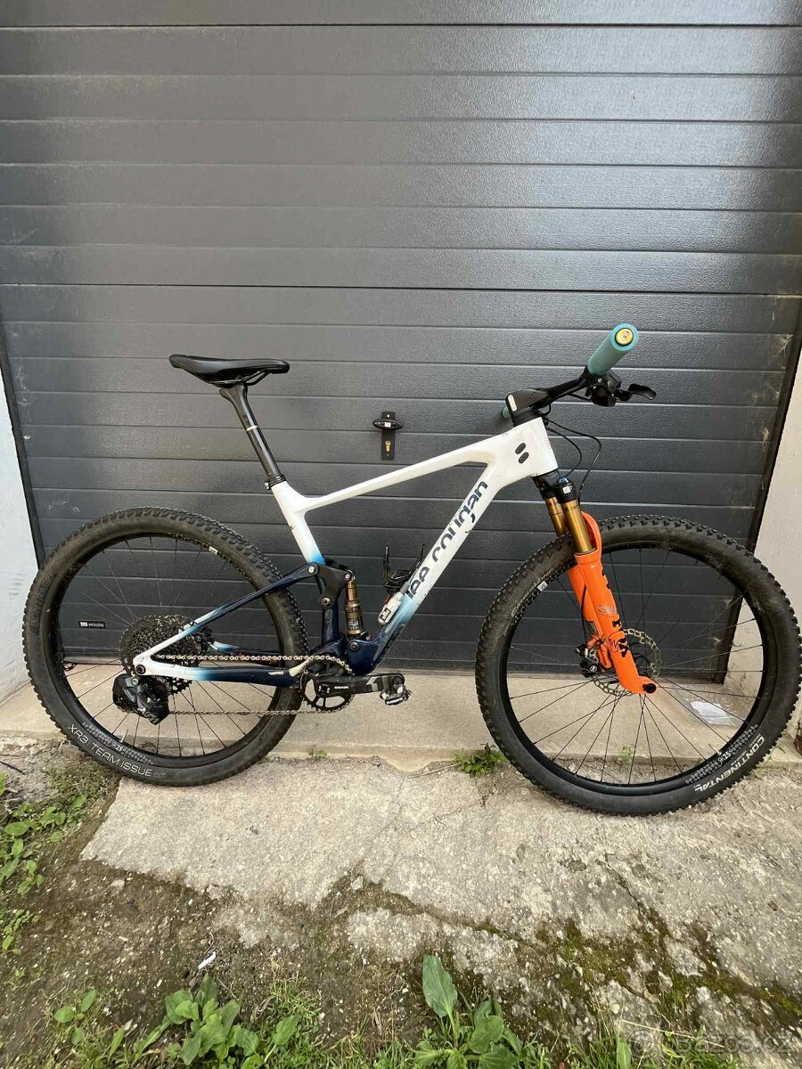 ZAMLUVENO - Lee Cougan Crossfire 428 vel L