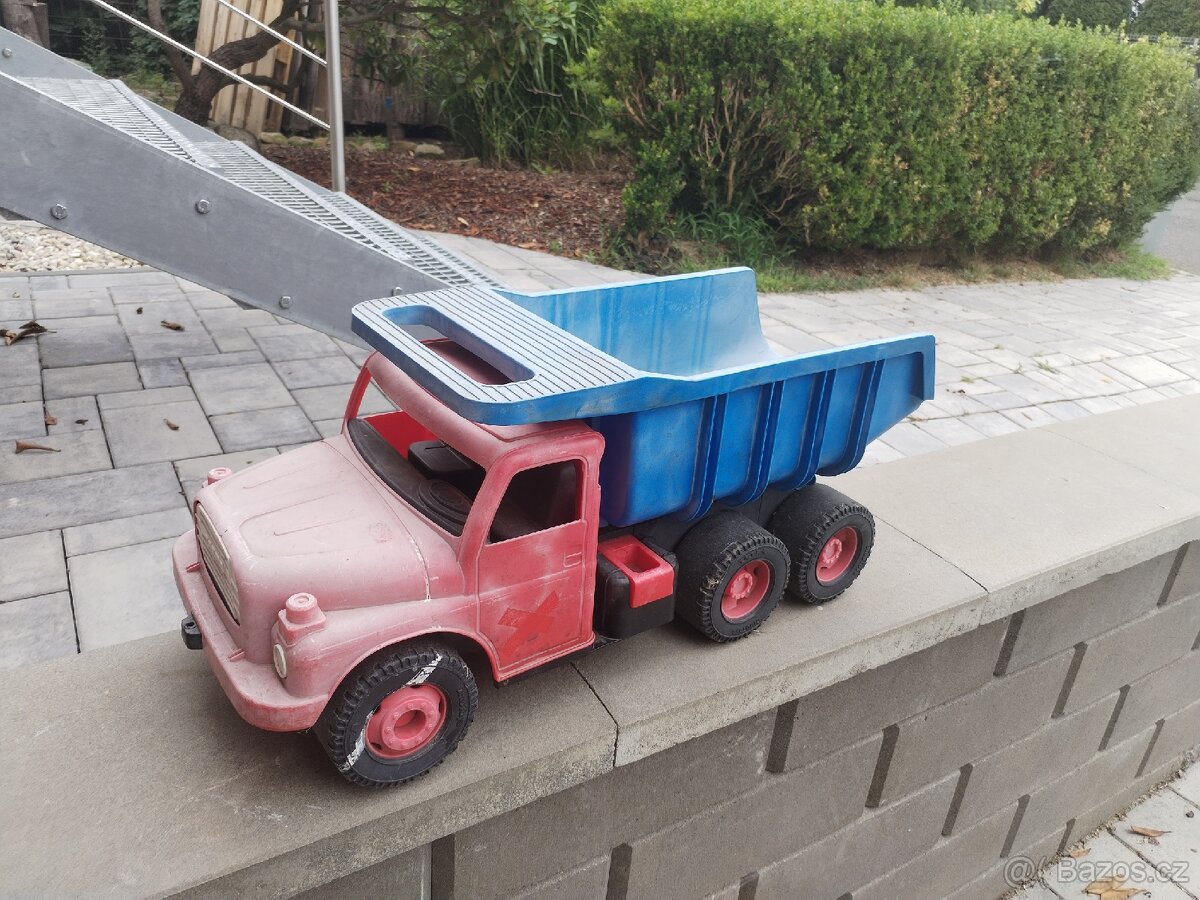 Tatra 148 DinoToys