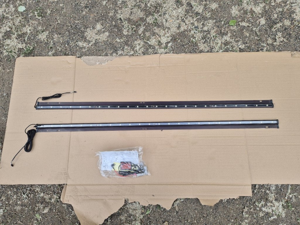 LED osvětlení podvozku pod prahy Renault Clio od 052019 , Ca