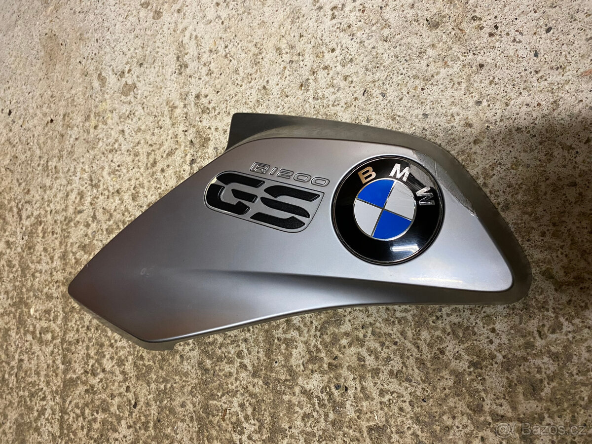 BMW R1200GS, levý kryt chladiče