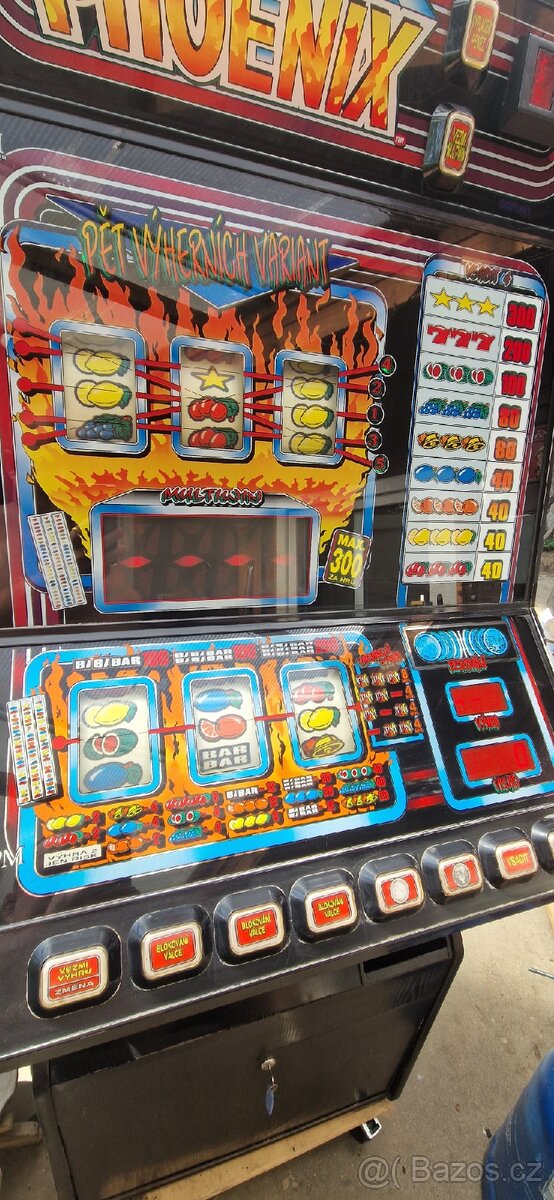 Výherní automat Phoenix 300 cabinet 91 rok velmi pěkný stav.