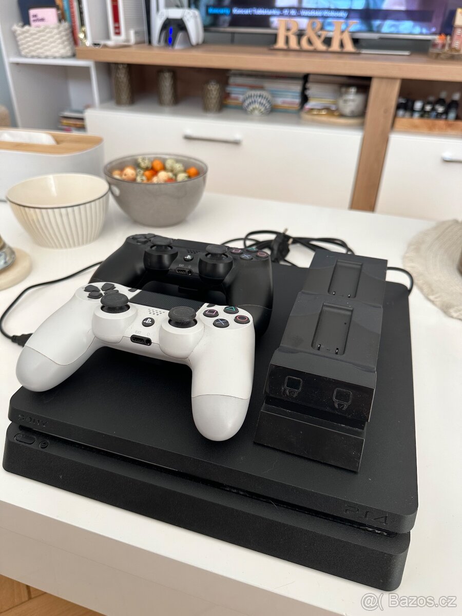 PS4 Slim - 500GB