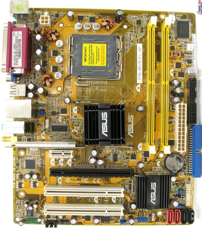 Základní deska neosazená