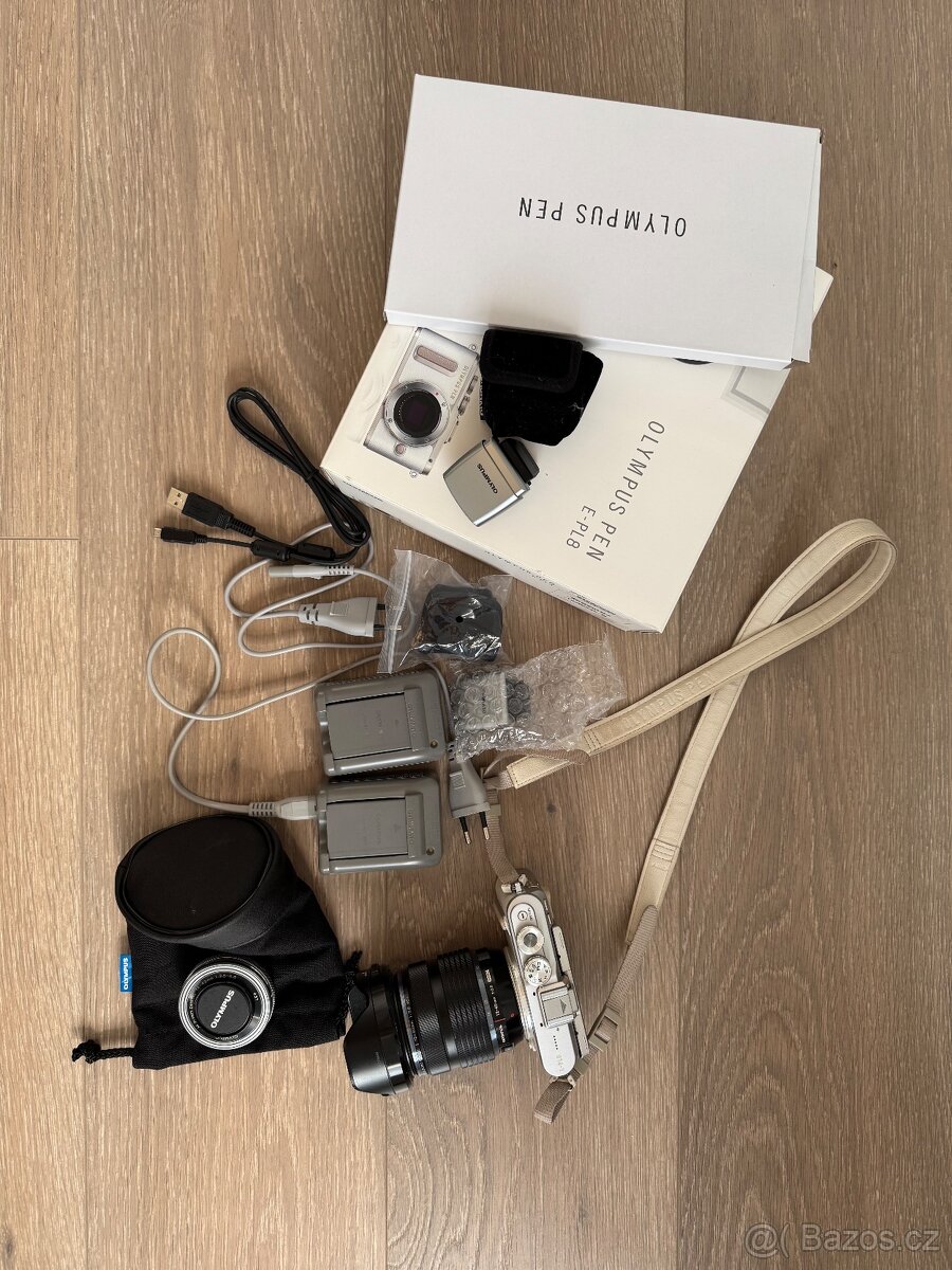Fotoaparát Olympus PEN + objektivy