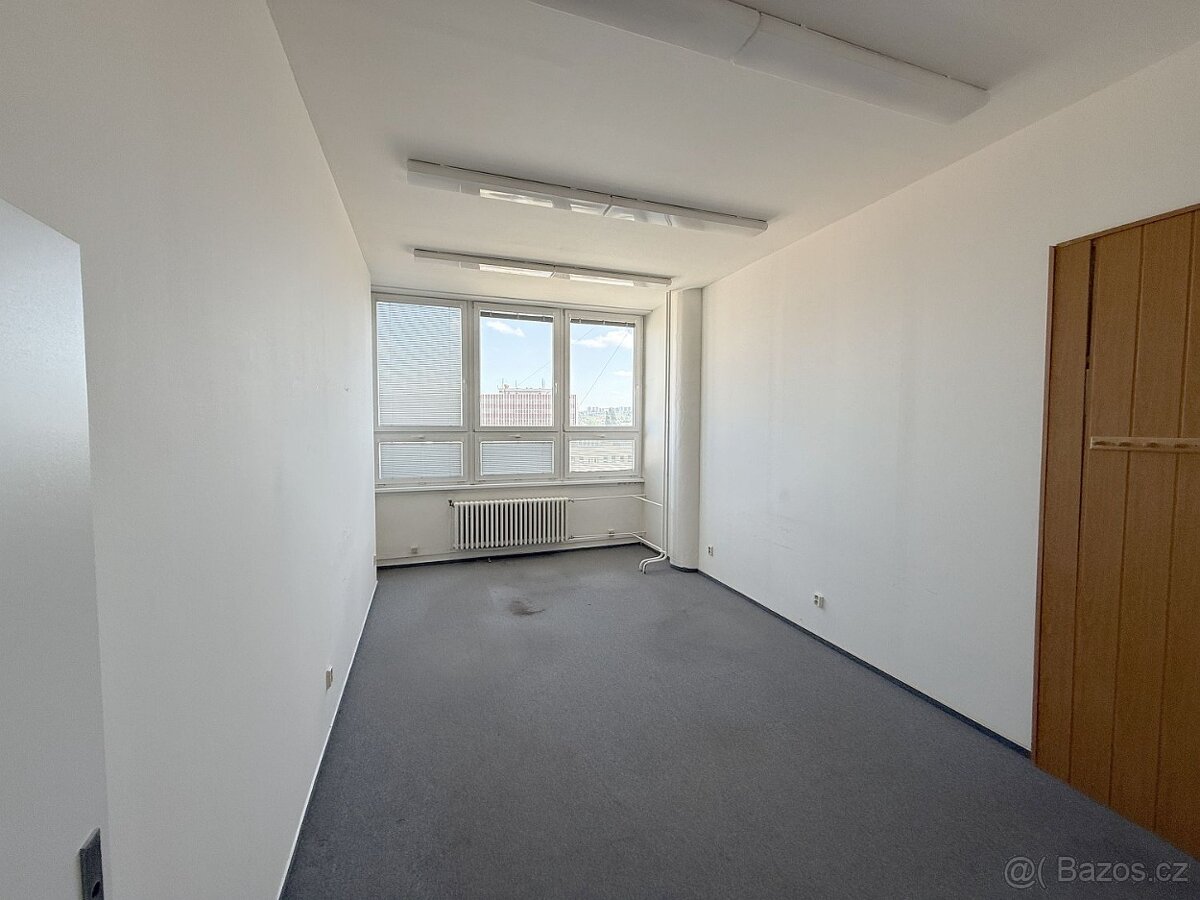 Pronájem kanceláře 21 m2, Brno - Cejl