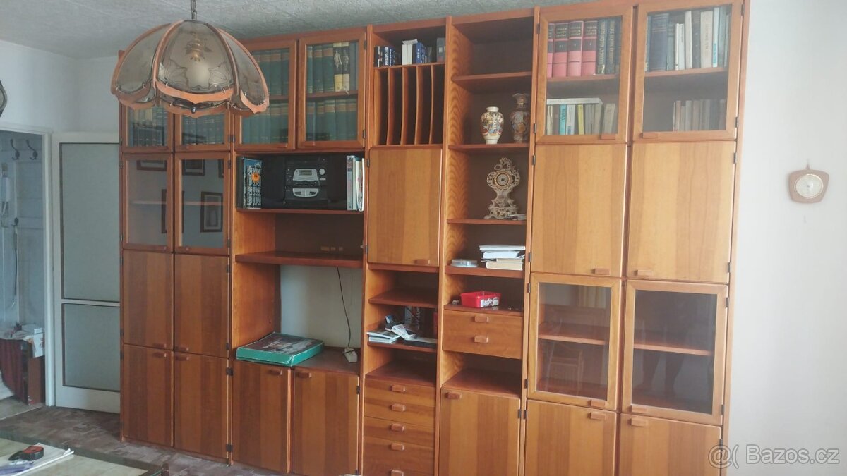 Obývací stěna za odvoz