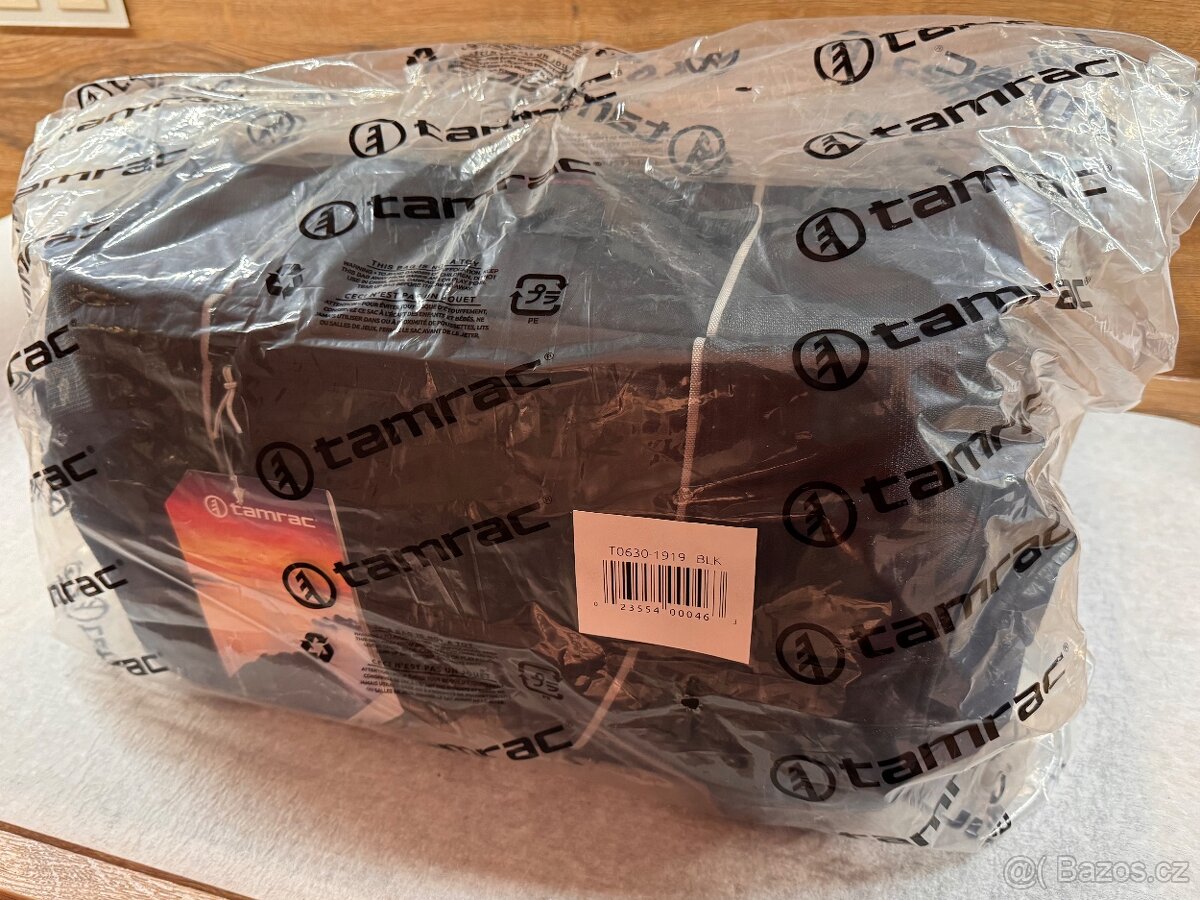 Nová brašna na foto TAMRAC Stratus 15, černá.