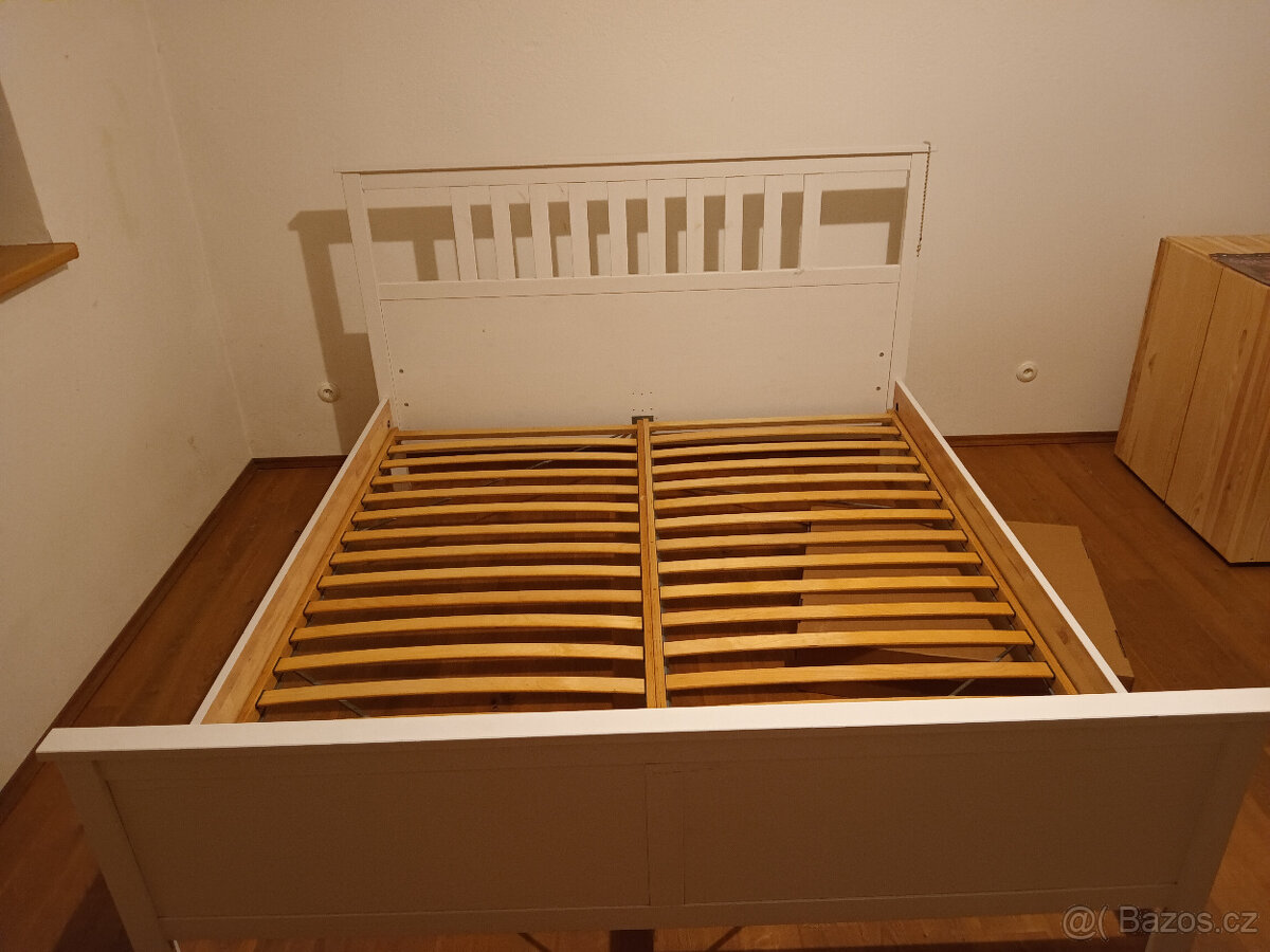 Rám postele Ikea Hemnes 180x200 + lamelové rošty
