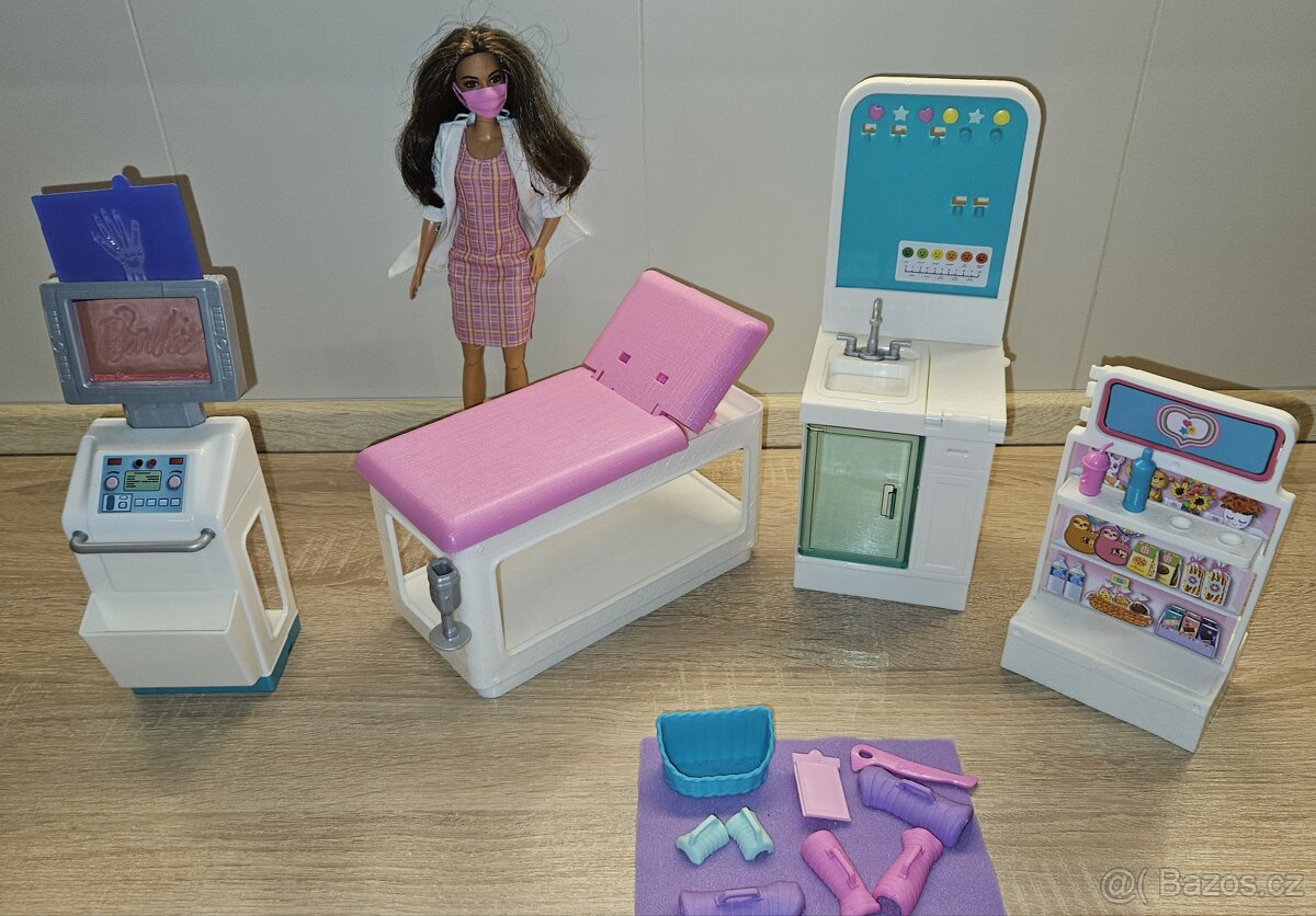Barbie klinika první pomoci