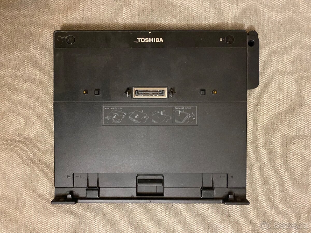 Dokovací stanice (replikátor) Toshiba Express PA3508E