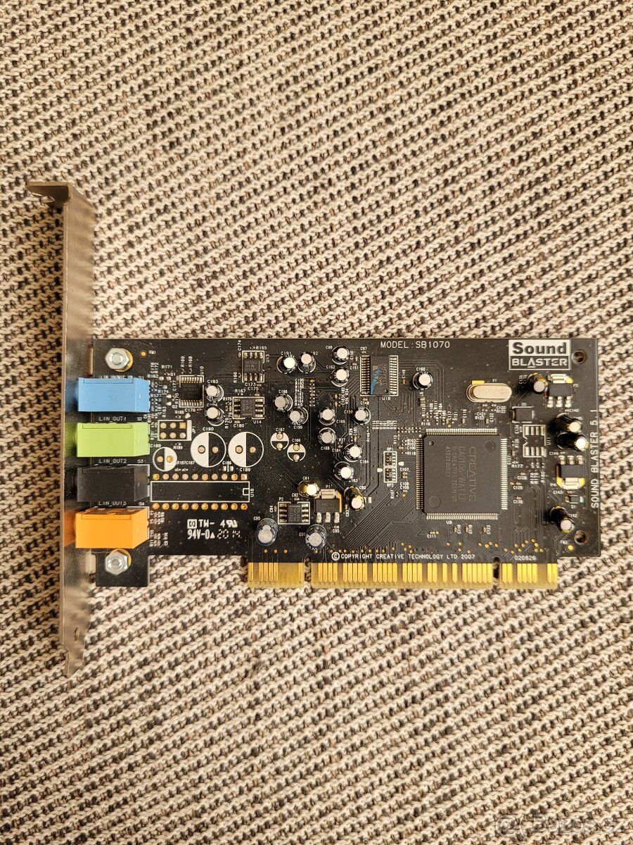 Zvuková karta Sound Blaster SB1070