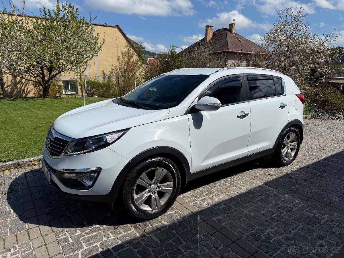 Kia Sportage 1.6i GDi 99kw rok 2013 LED světla