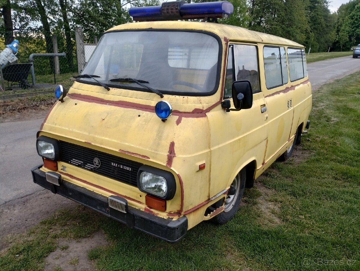 Škoda 1203 sanita , motor 1500, 5 ti qvalt