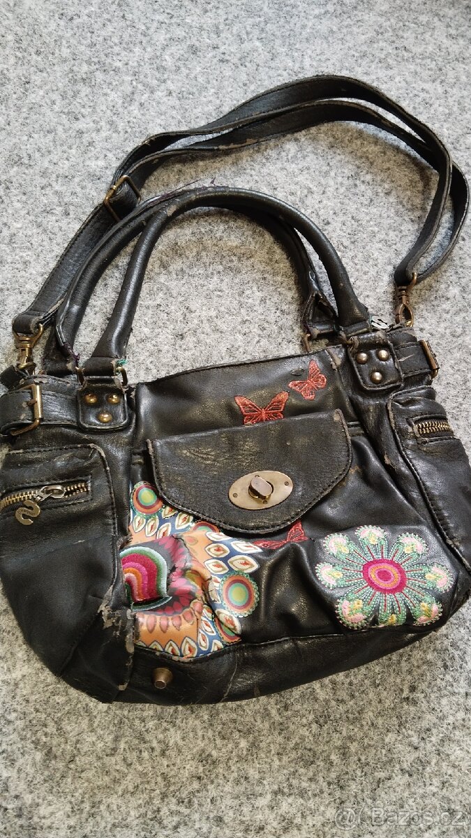 Kabelka desigual