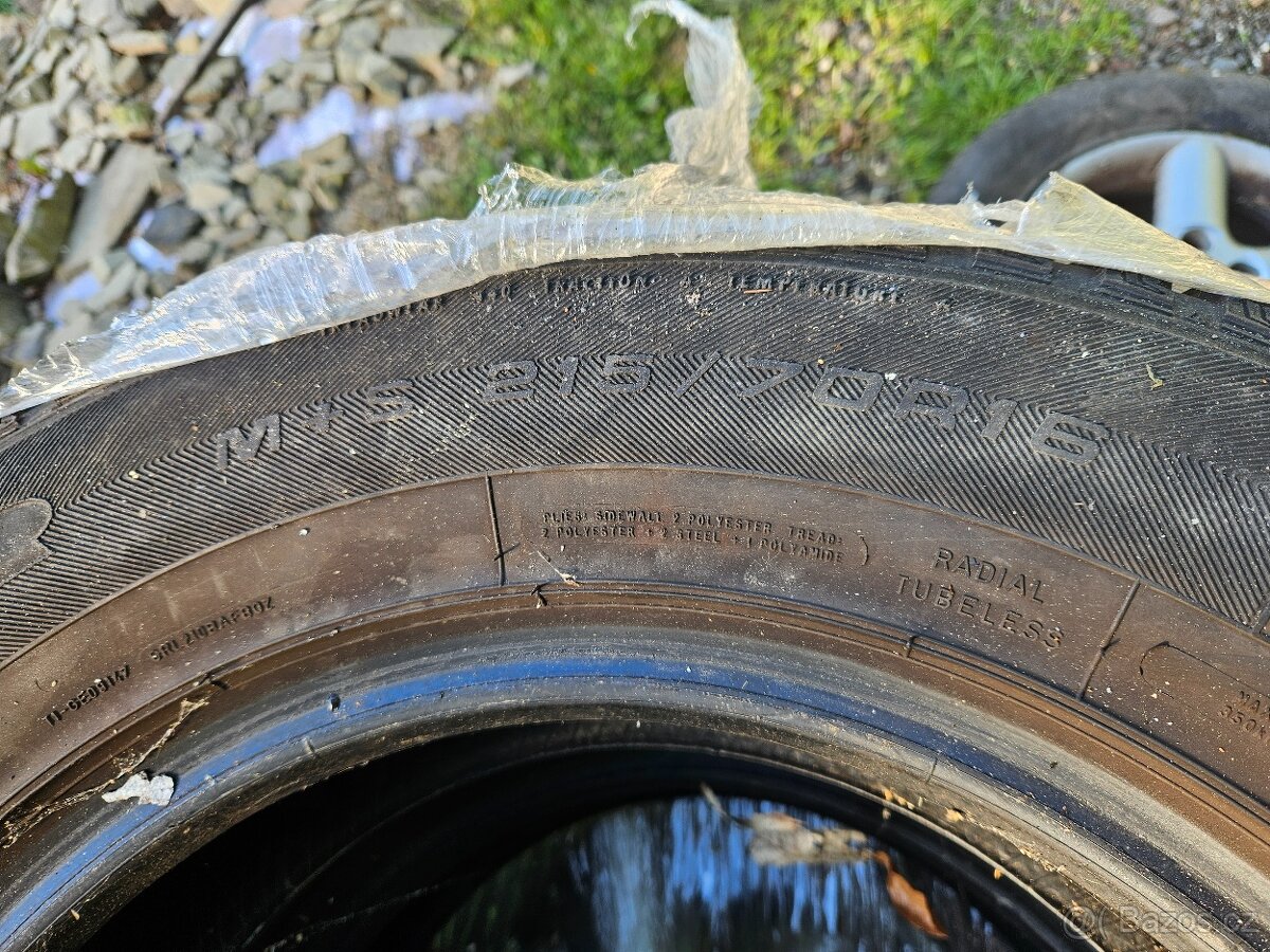 Al kola Nissan xtrail 215/70/r16