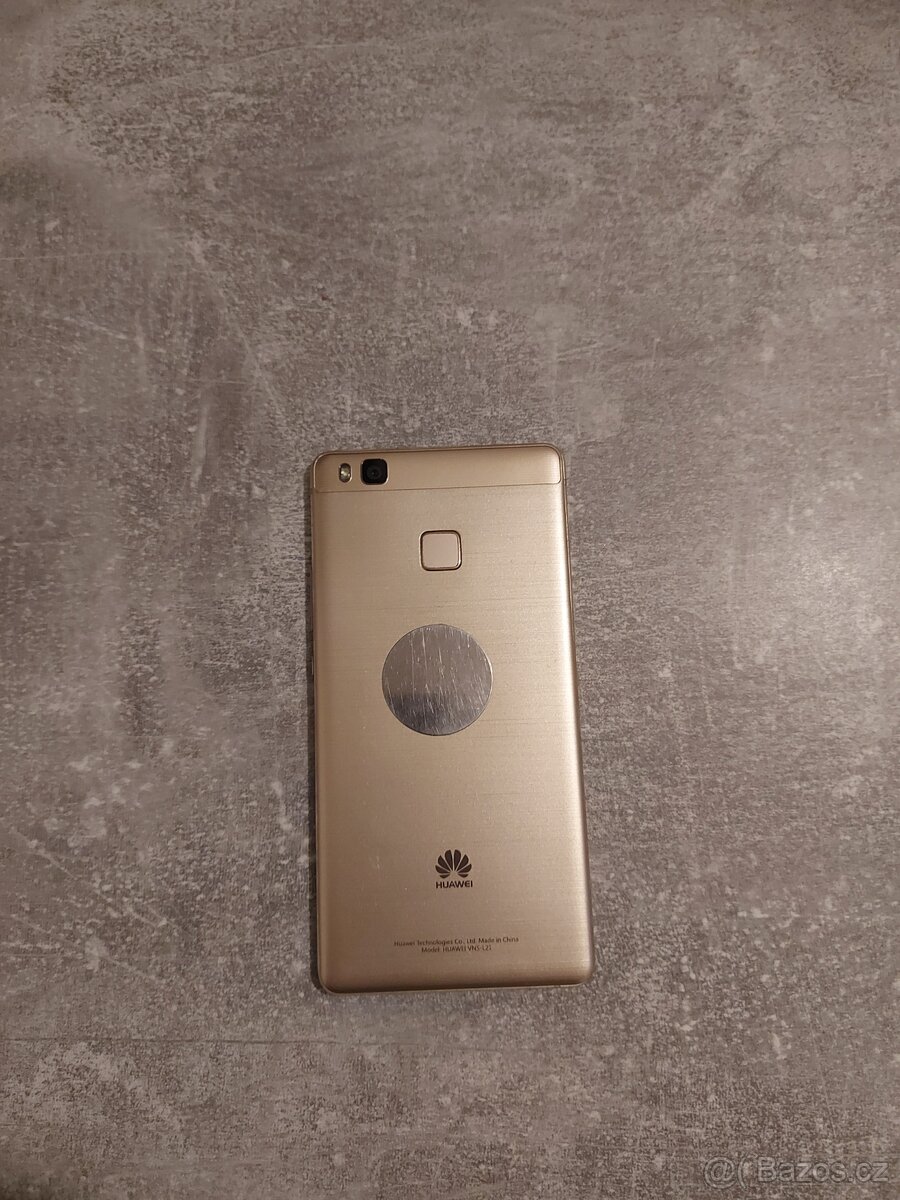 dobrý den prodám Huawei p9 lite úplně funkční