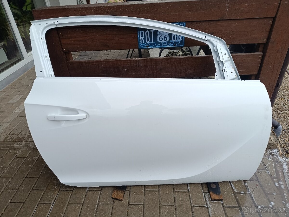 Dveře Opel Astra J GTC