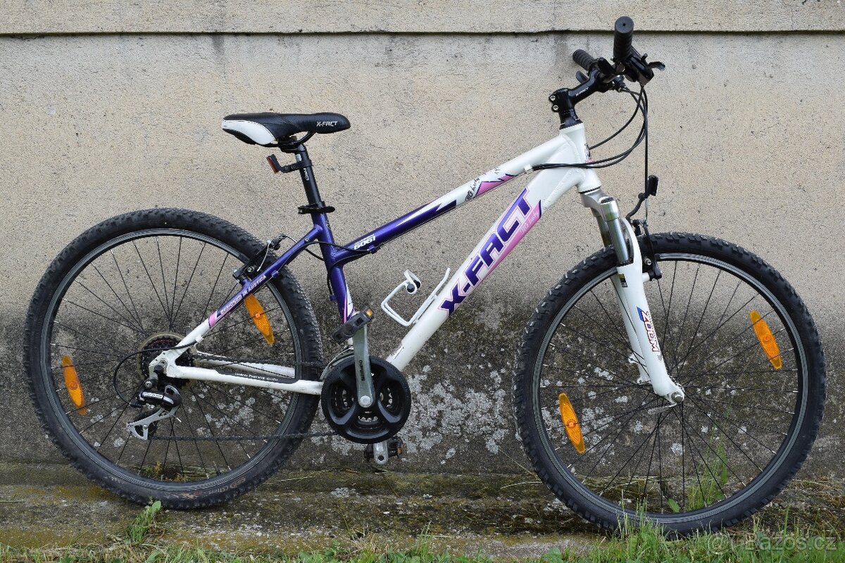 Dívčí kolo X-FACT vel. 16, kola 26