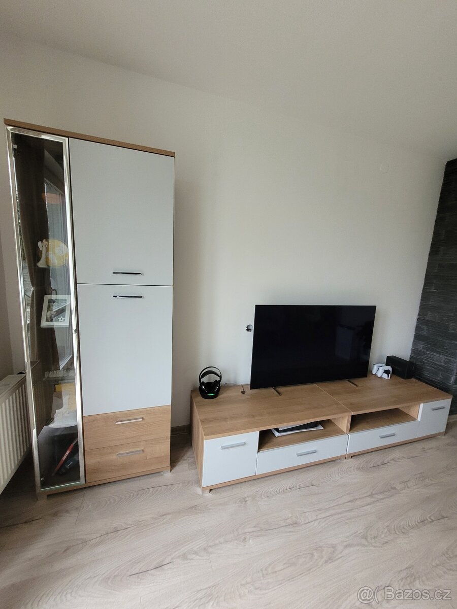 Obývací stěna