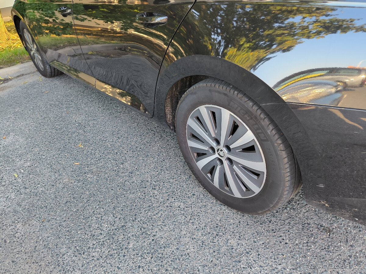 ALU kola Škoda Superb 3 + letní pneu