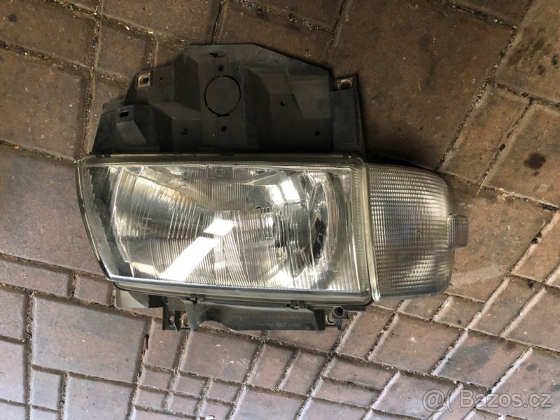 Predni prave svetlo T4 tdi face