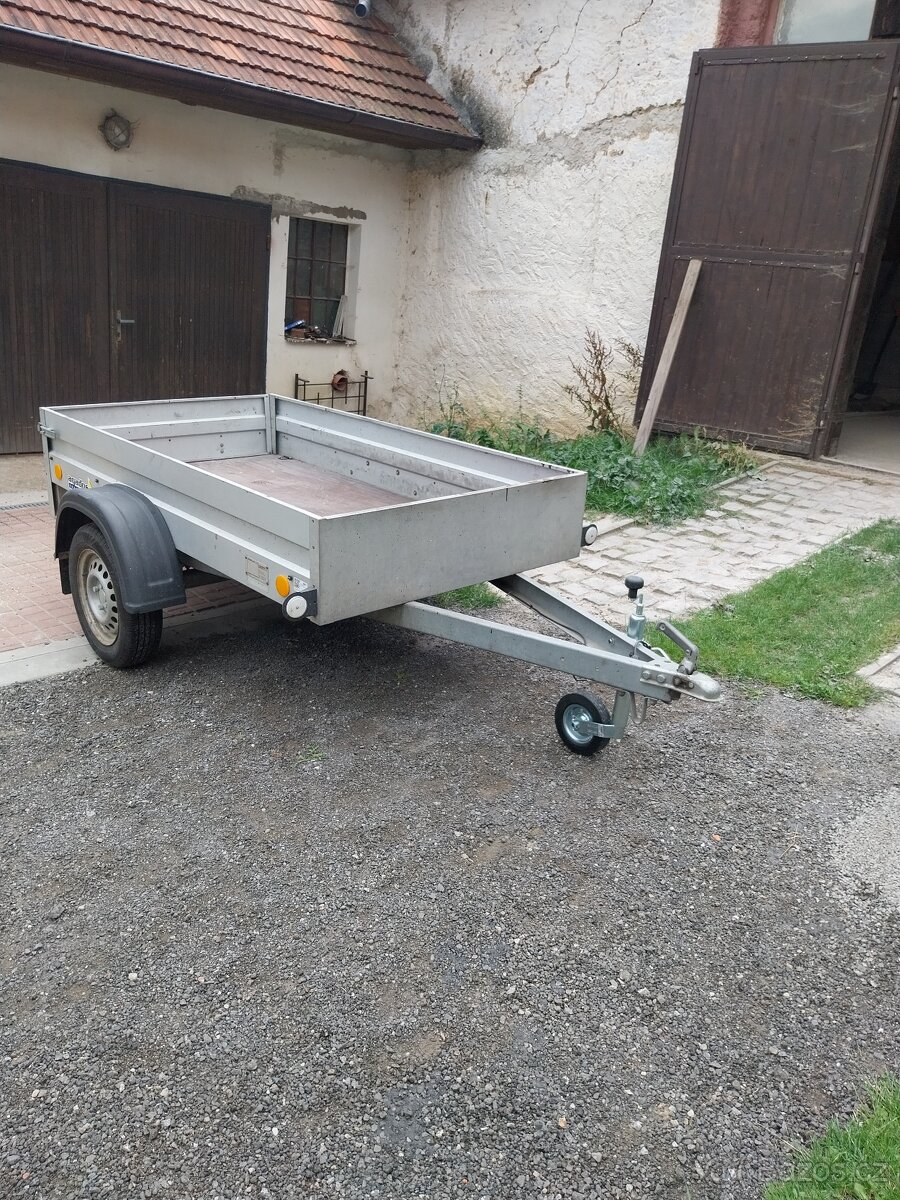 Přívěsný vozík za auto agados