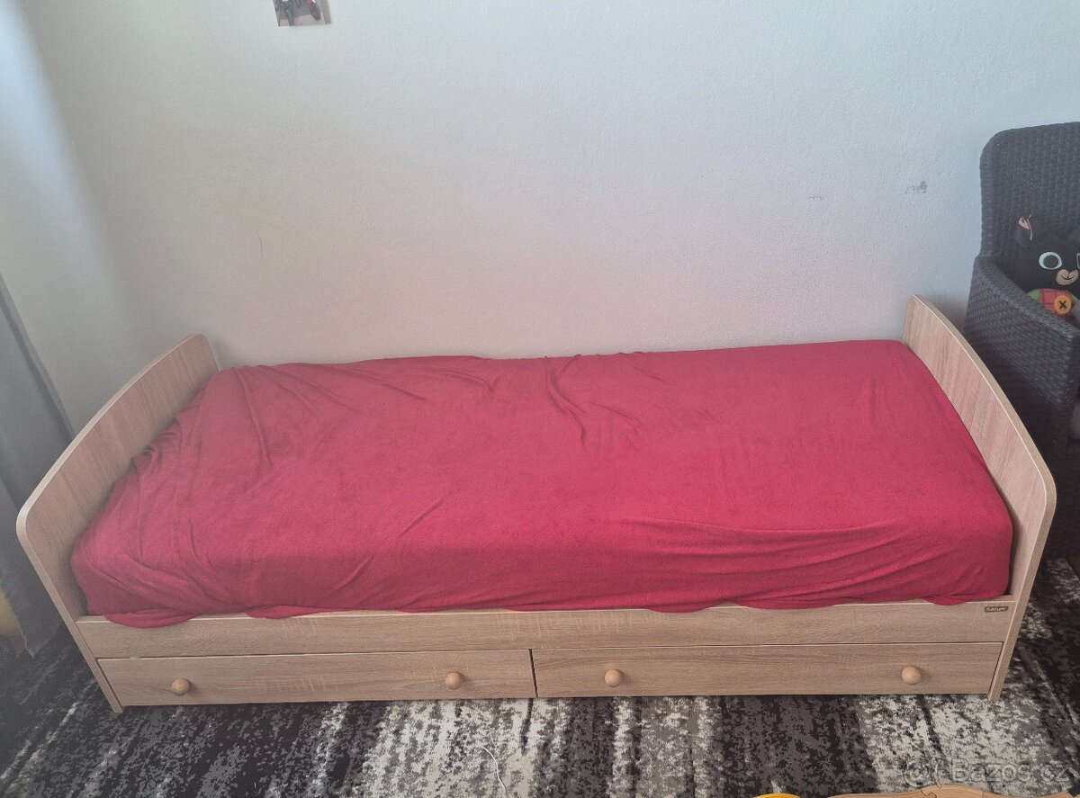 Juniorská postýlka
