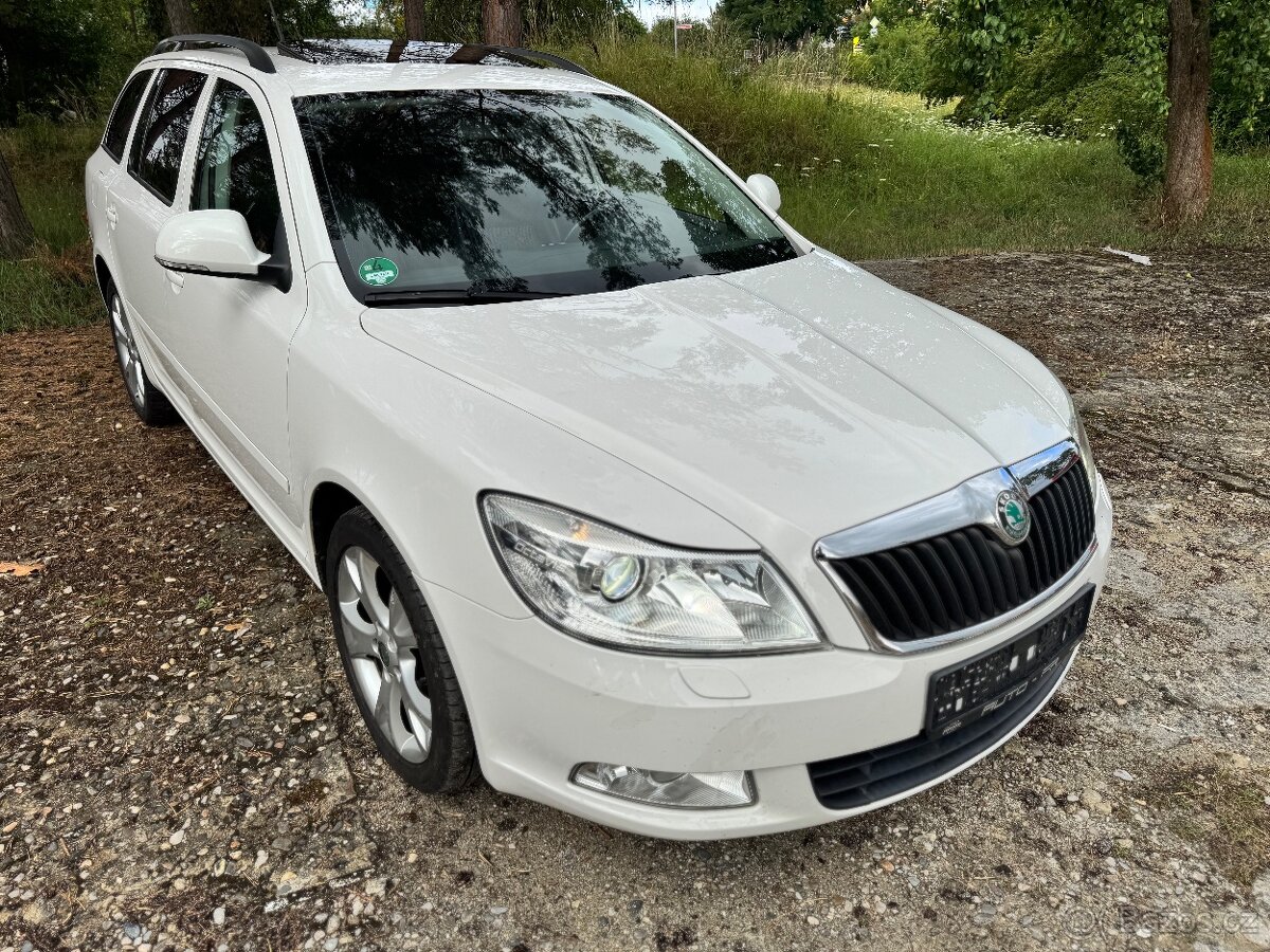 ŠKODA OCTAVIA 2 COMBI 1.4 TSI 90kW ELEGANCE