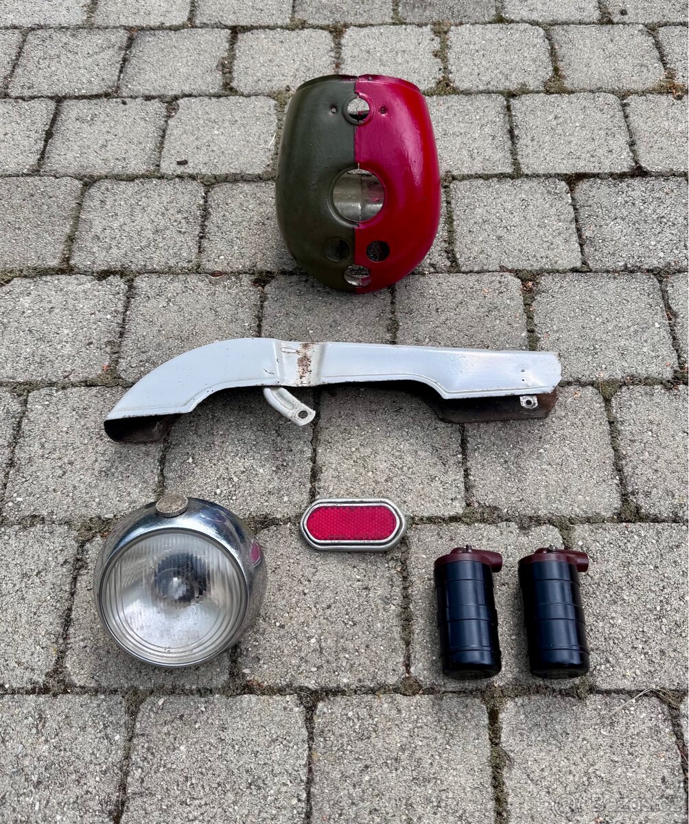 Jawa 50 parez, pionyr, fichtl, libenak - dily