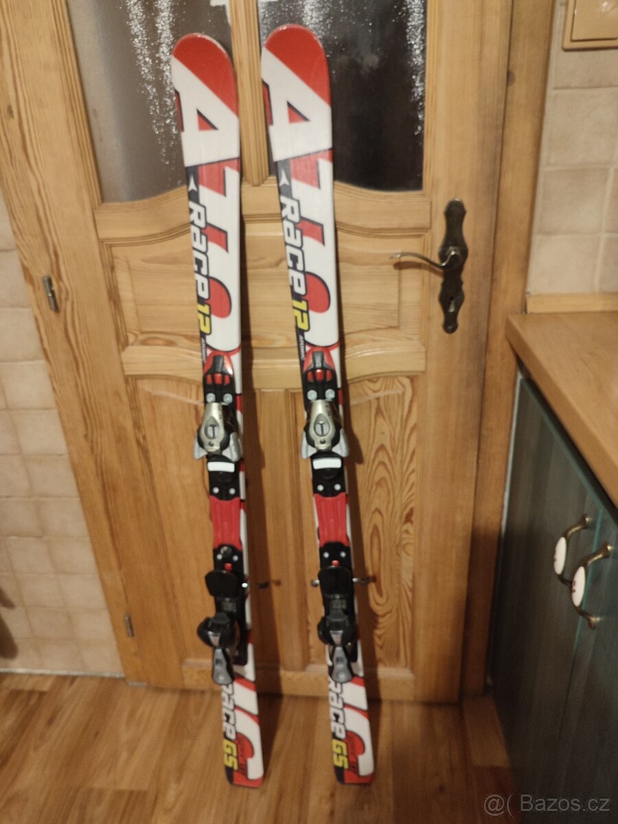 Lyže Atomic race 12,137cm