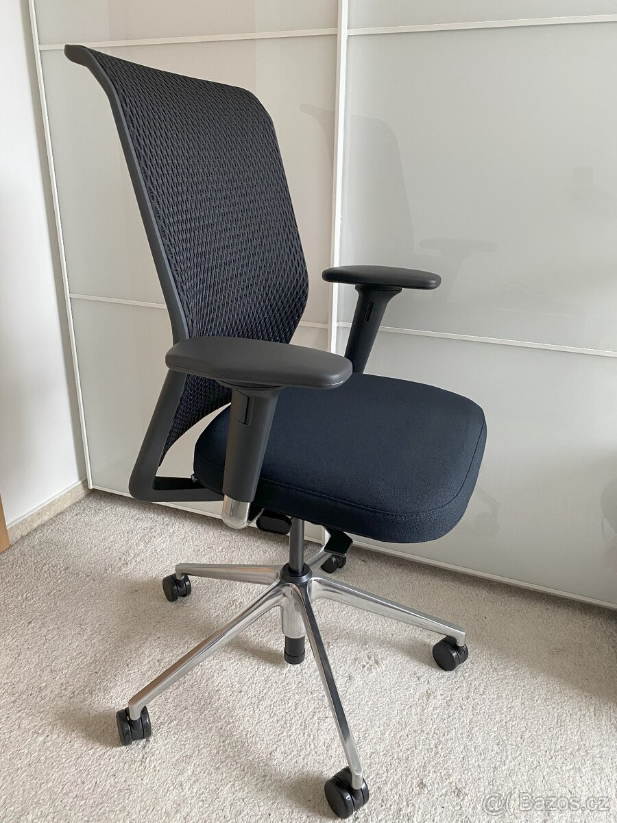 Kancelářská židle - Vitra ID Mesh diamond PC 30000,- NOVÁ