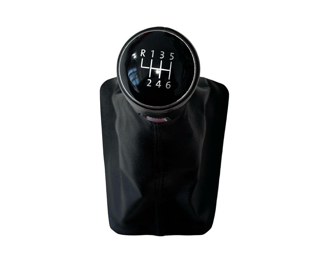 Řadící páka manuál 3G1711113B VW Passat B8 r.v. 2017