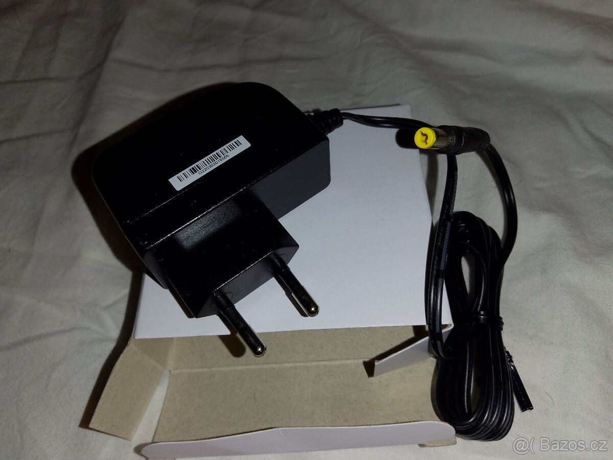 30x Napájecí zásuvkový zdroj 230/12V 0,5A 6W